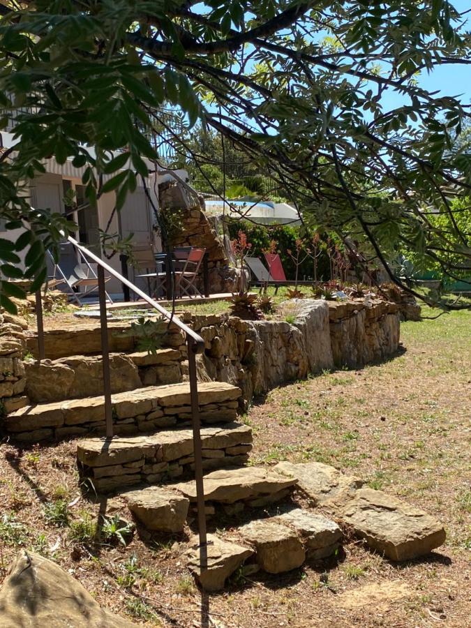 Une Pause En Provence Le Beausset Exterior photo